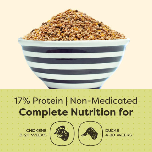 Scratch and Peck Feeds Cluckin Good Organic 3 Grain Scratch Chickens and Ducks Feed - 40 lbs