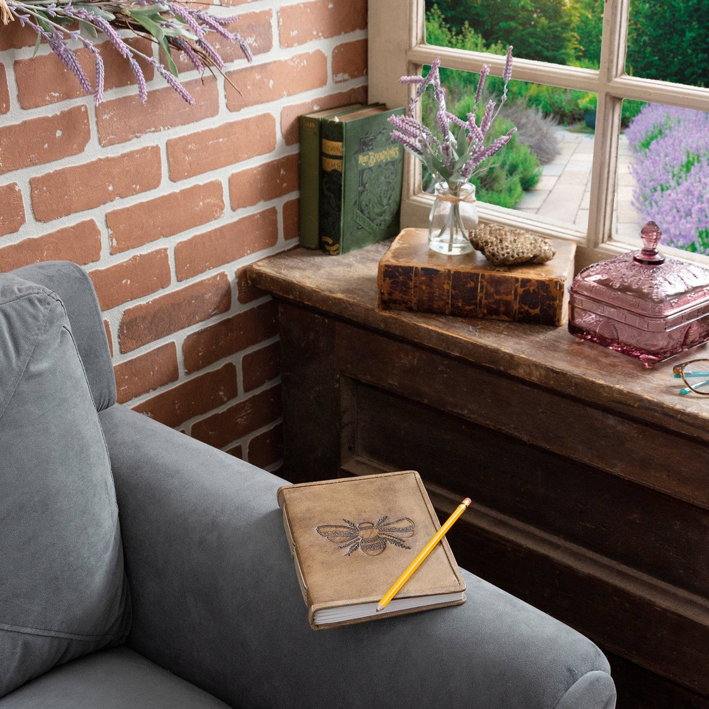 Primitives by Kathy Bee Journal