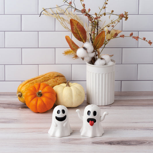 Primitives By Kathy Ghosts Salt And Pepper Shakers