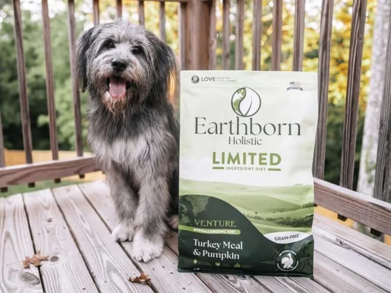 Earthborn Holistic Venture Smoked Turkey & Butternut Squash Dog Food - 25 lbs