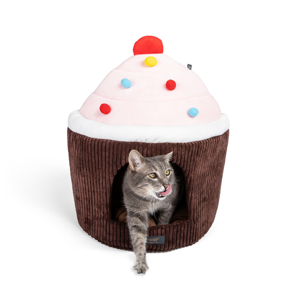 Nandog Large Prive Dog Bed / Cat Hut - Cupcake Chocolate