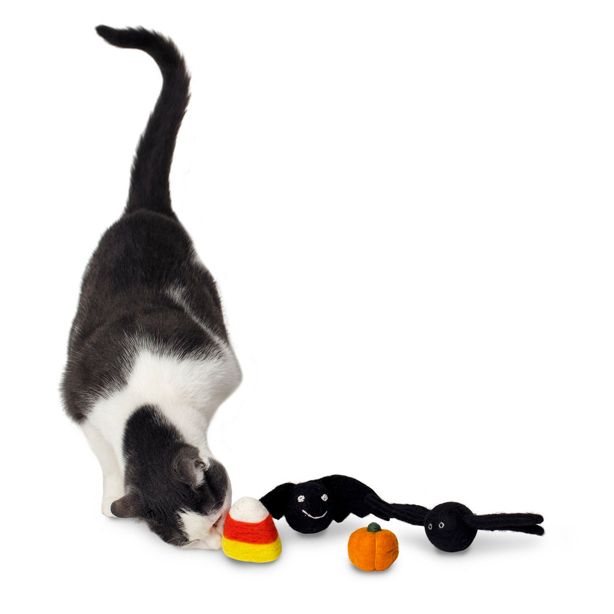 Cat batting cheap toy