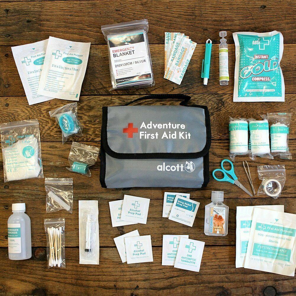 Alcott Explorer First Aid Kit 46 Pieces Basic Medical Supply For Pets